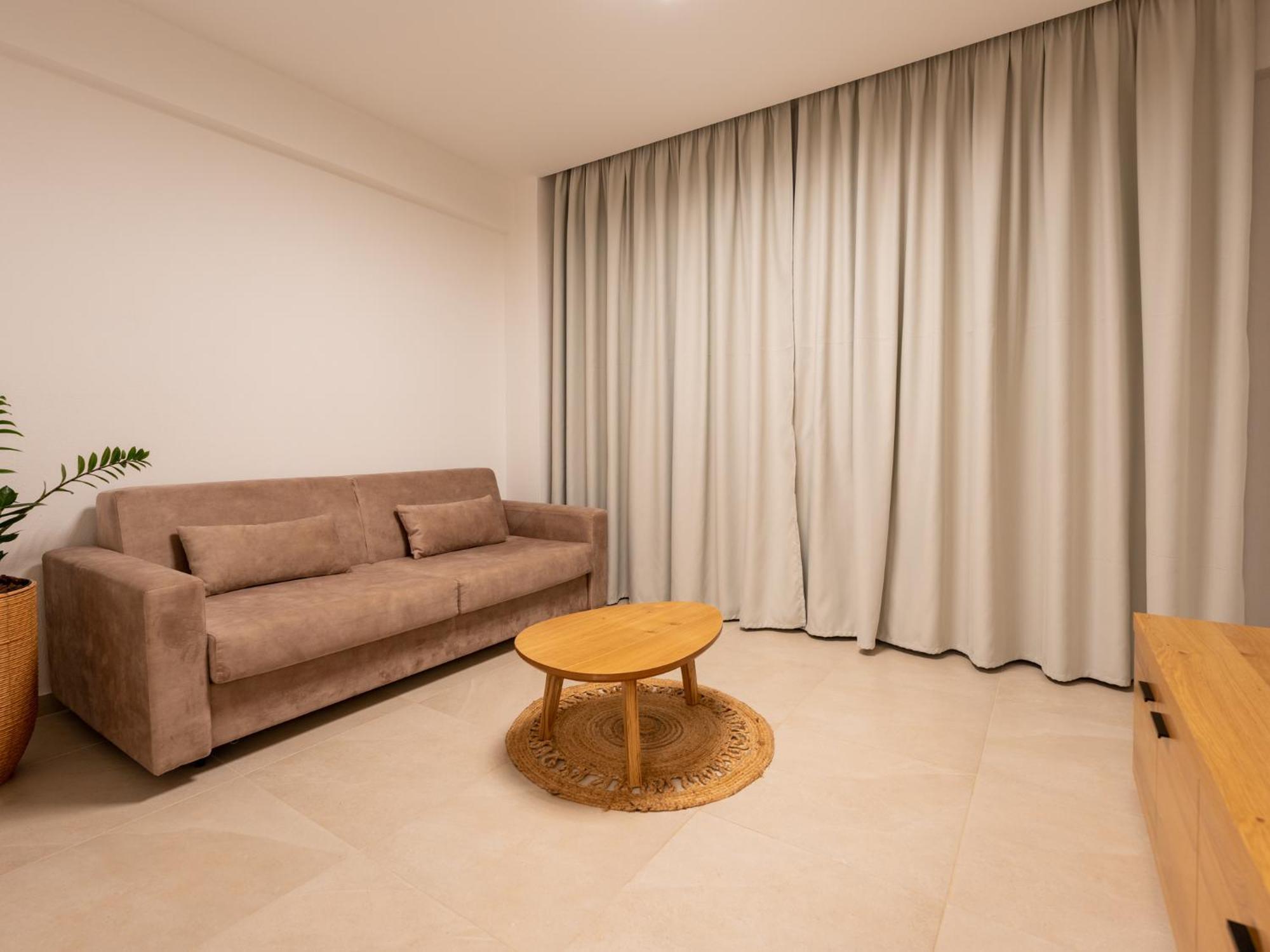 Antony'S Luxury Apartments Nikiti  Bagian luar foto