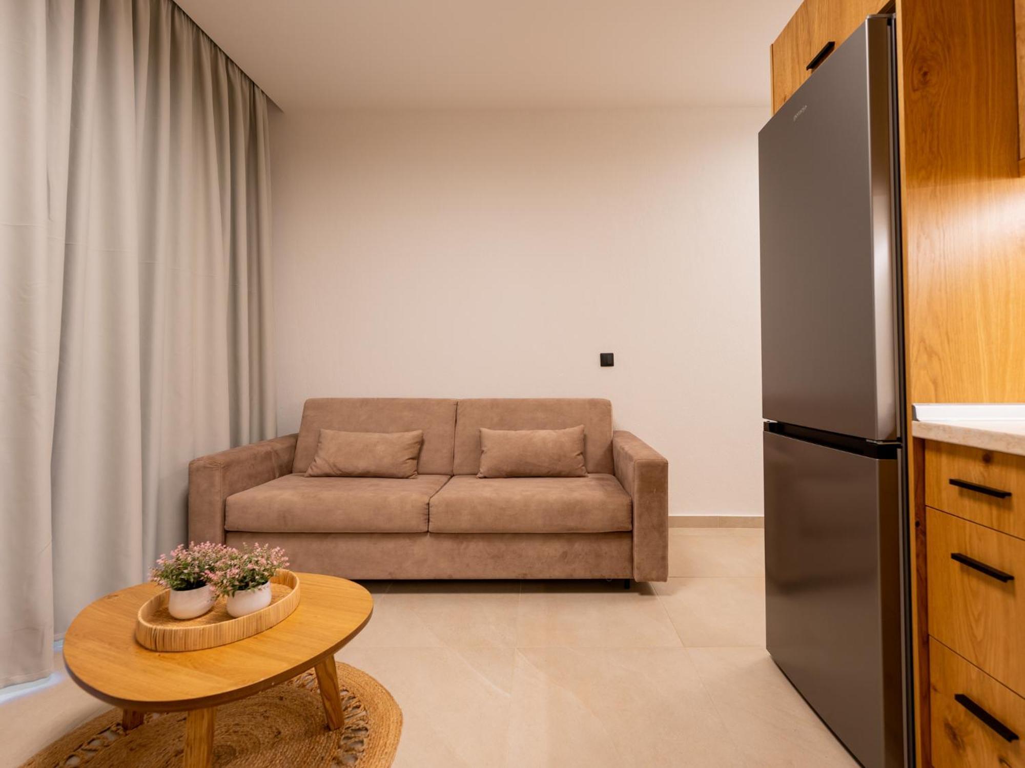 Antony'S Luxury Apartments Nikiti  Bagian luar foto